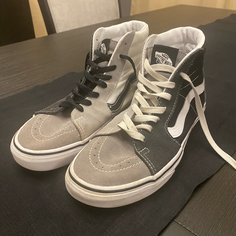 Vans Men's High-Top Sneakers - Black and White